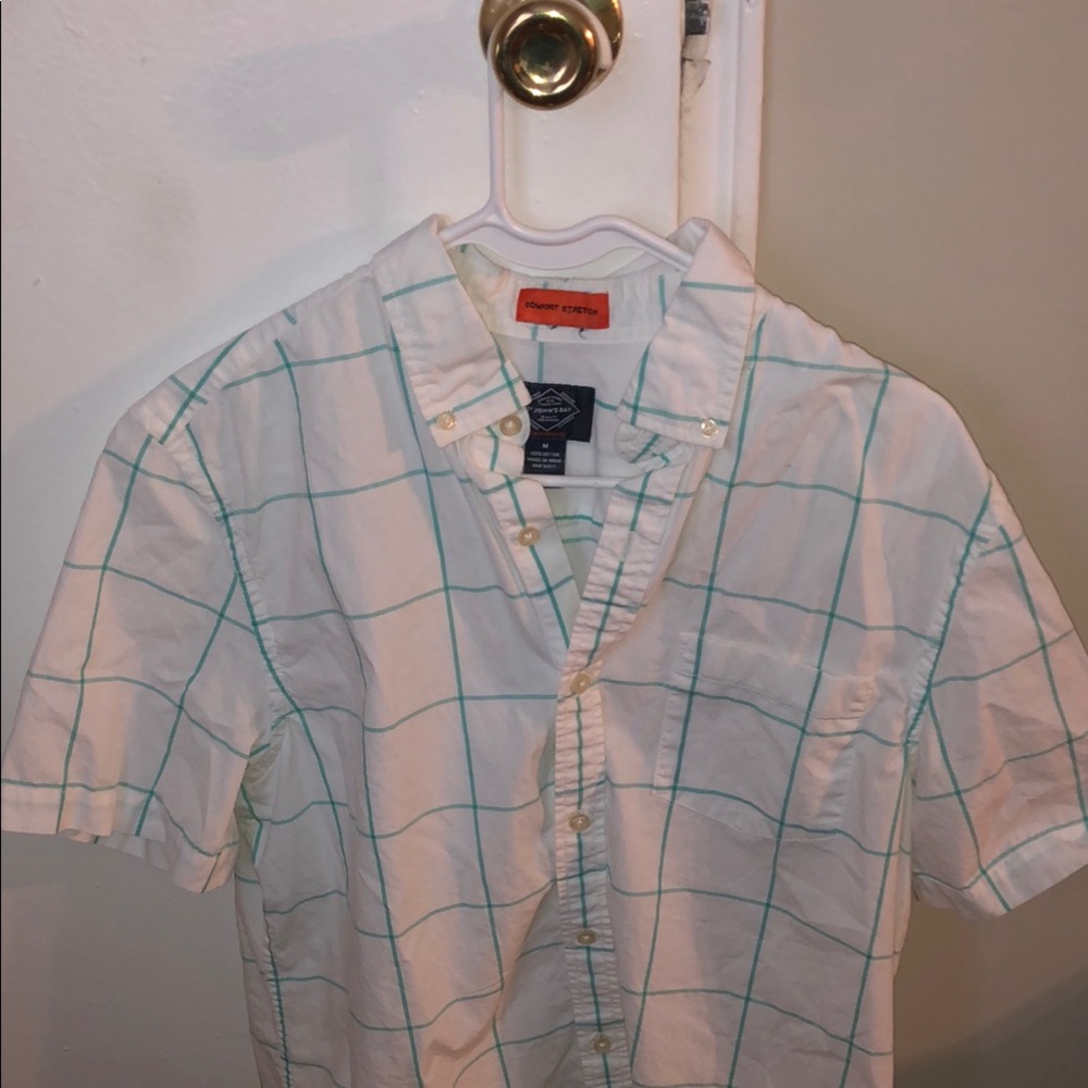 St. John’s Men’s Bay Short Sleeve Button Down Shirt